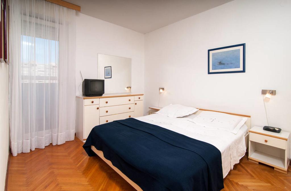 Apartment Definis Split Room photo
